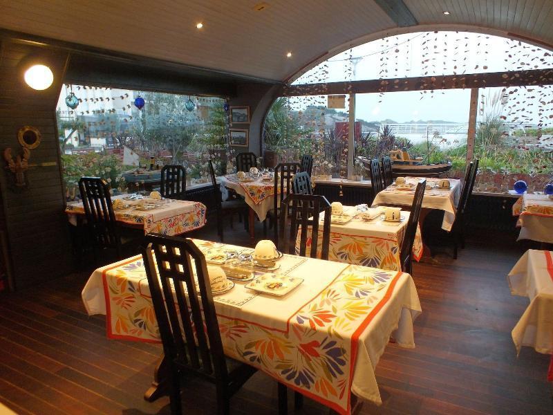Hotel - Restaurant - Salon De The Le Beausejour Trégastel Dış mekan fotoğraf