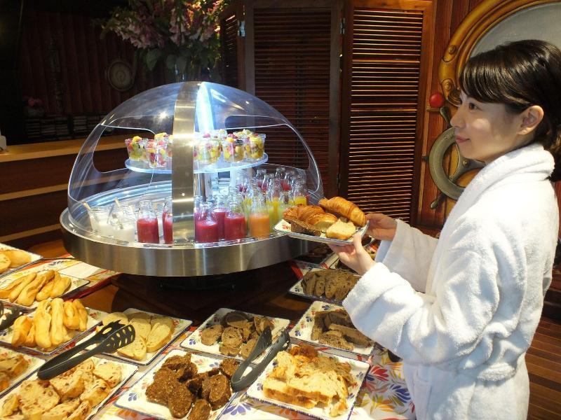 Hotel - Restaurant - Salon De The Le Beausejour Trégastel Dış mekan fotoğraf